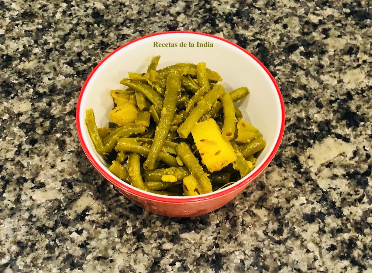 Beans Aloo ki Sabzi / Judias verdes con Patatas ! Otra receta muy fácil !!